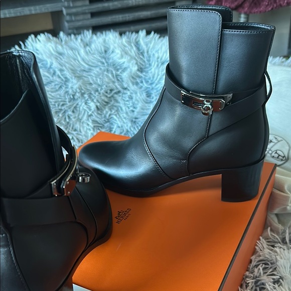 Hermès Black Leather Ankle Boots - Picture 7 of 9